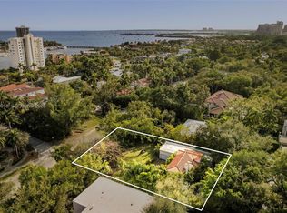1645 S Bayshore Dr, Miami, FL 33133