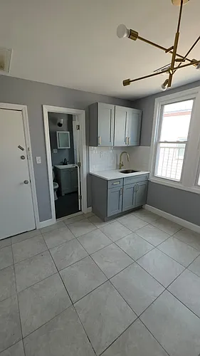 257-261 Rosa Parks Blvd #5 Photo 1