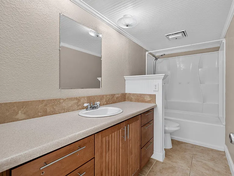 110 N Delaware Blvd #15D — Photo 26