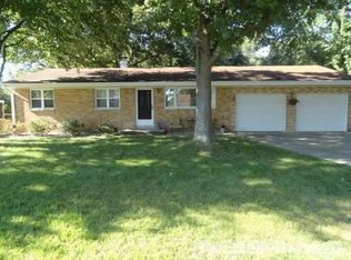 19465 Wedgewood Dr, South Bend, IN
