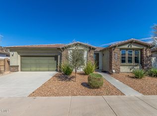 39823 N Collins Ln, San Tan Valley, AZ 85140