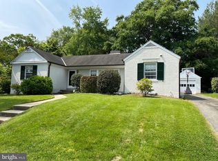 5602 Pollard Rd, Bethesda, MD 20816