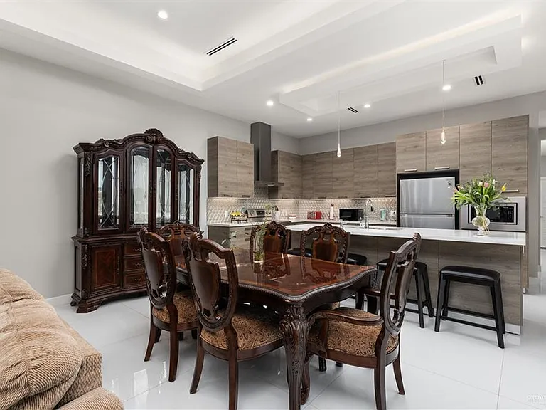 5816 Pelican Ave — Photo 4