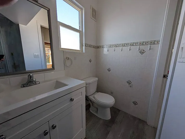 14842 Buena Vista Ave #15 — Photo 7