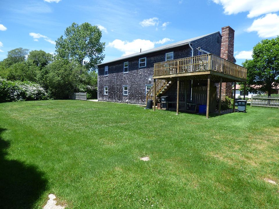 10 Melville Ln, Narragansett, RI 02882 Zillow