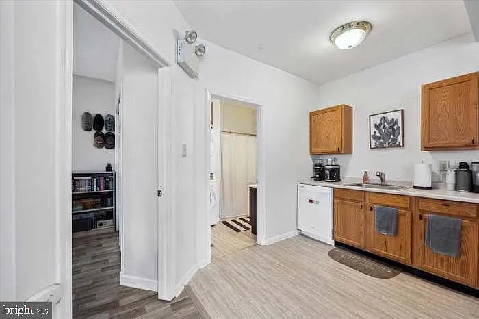 301 N Darlington St #A — Photo 7