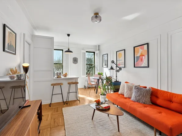 333 4th Street image 1 of 9