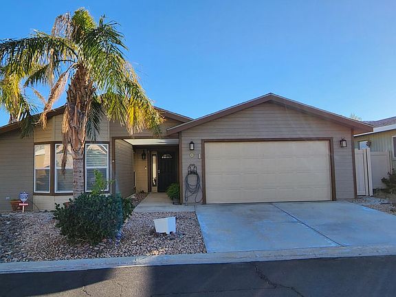 3rd image of 15333 Palm Dr