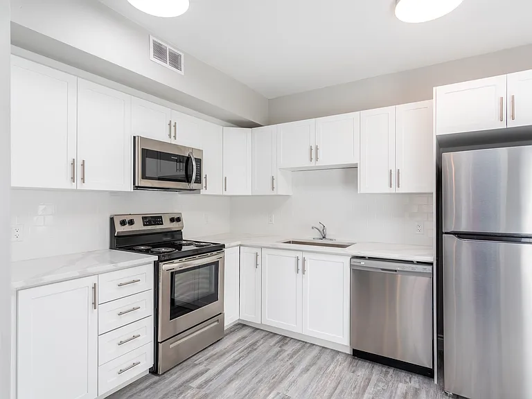 1141 Main St E #2 — Photo 1