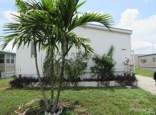 3236 SW 50th Ln, Davie, FL 33314