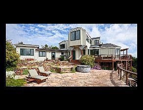 Exterior :: 20 Elizabeth