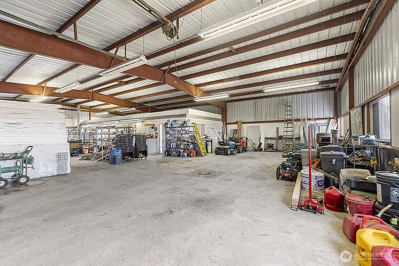 30th image of 50342 Brown Rd E