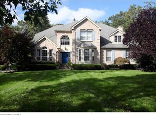22 Erin Dr, Jackson, NJ