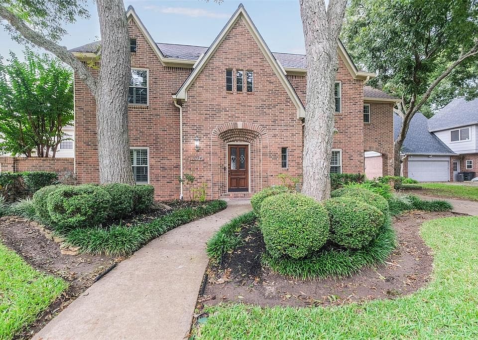 Welcome Home! 1034 Bittersweet Drive is ready to call yours
