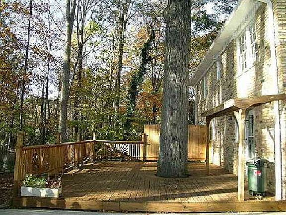 2nd image of 3880 Parkcrest Dr