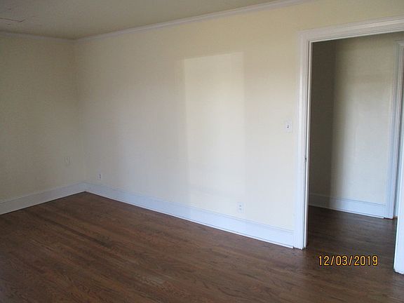 2nd image of 908 Skyway Dr