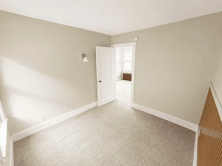 578 Dearborn Ave #2 — Photo 9