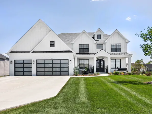 541 Quail St, North Aurora, IL 60542