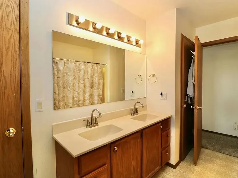 3807 Cora Dr — Photo 5