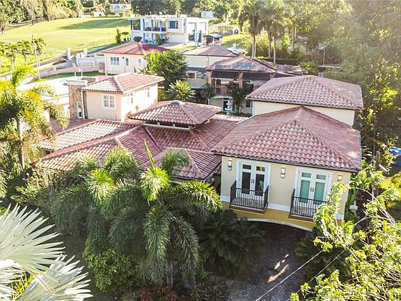 3rd image of 818 Carr Dm #35