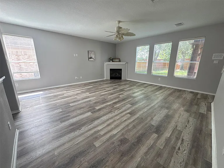 12311 Granite Woods Ct — Photo 31