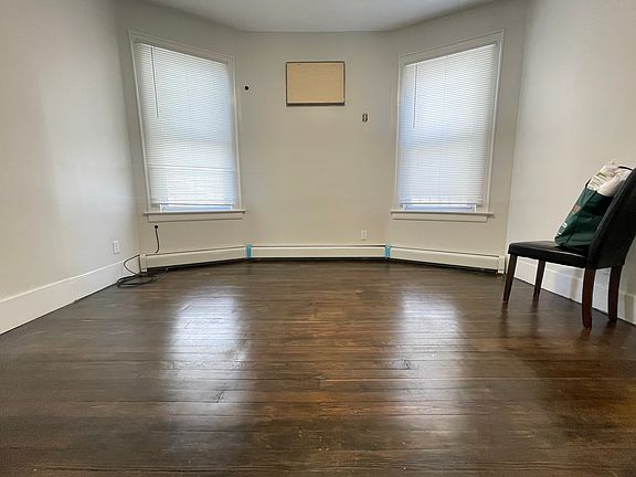 3rd image of 111 Clendenny Ave #1E