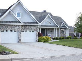1060 Horizon View Dr, East Wenatchee, WA 98802