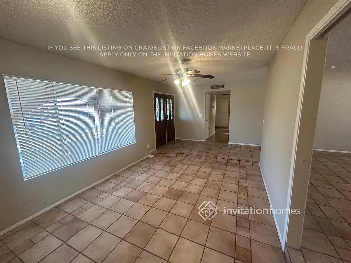 Photo 2 of 18 - 5216 W Laurie Ln - Glendale, AZ Building Photo - 5216 W Laurie Ln