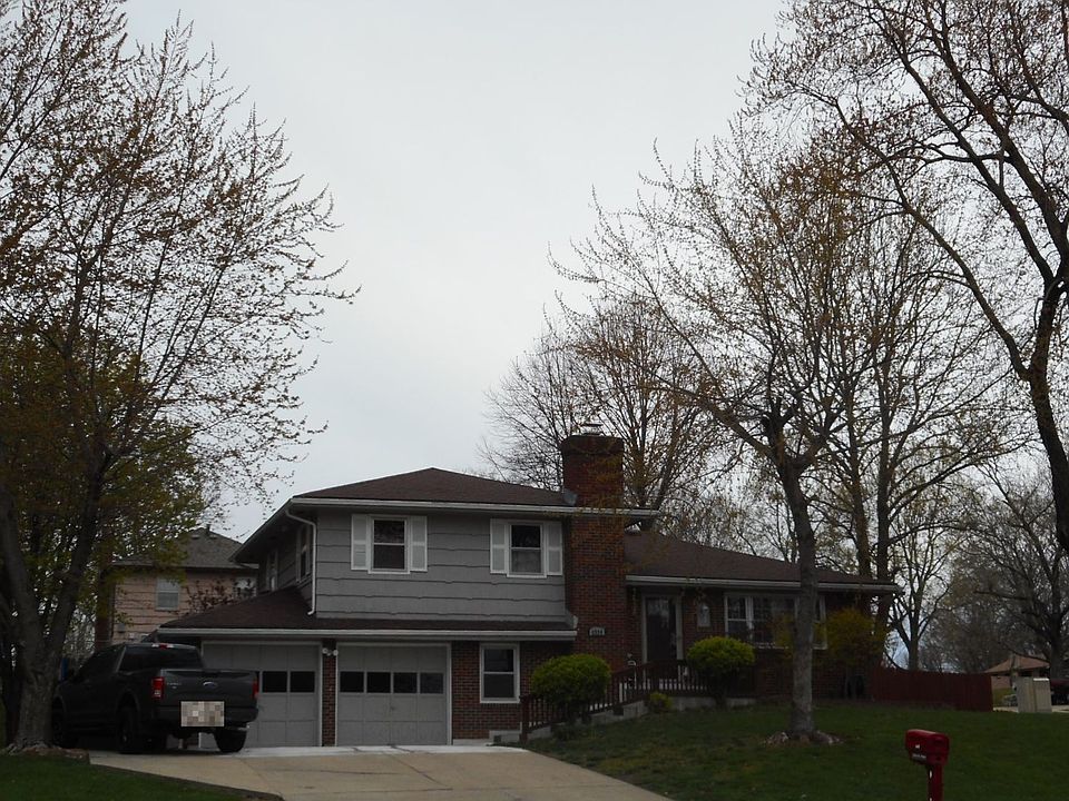 1st image of 2324 N 72nd St