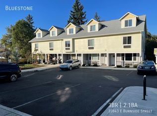 10843 E Burnside St, Portland, OR 97216