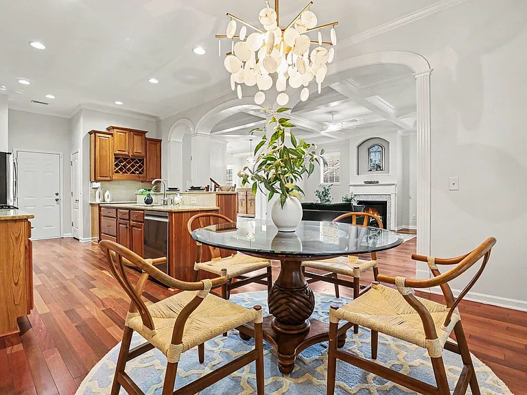 3110 Elm Tree Ln — Photo 12