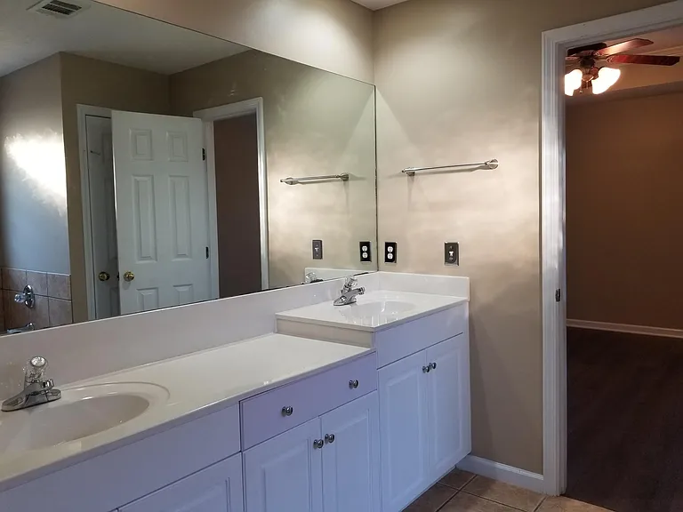 9437 Broadleaf Dr — Photo 15