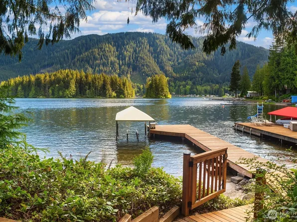 33164 W Shore Drive, Mount Vernon, WA 98274