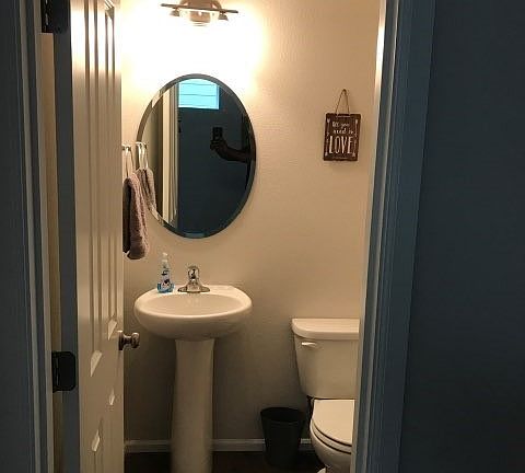 5th image of 10524 189th St E Unit 206