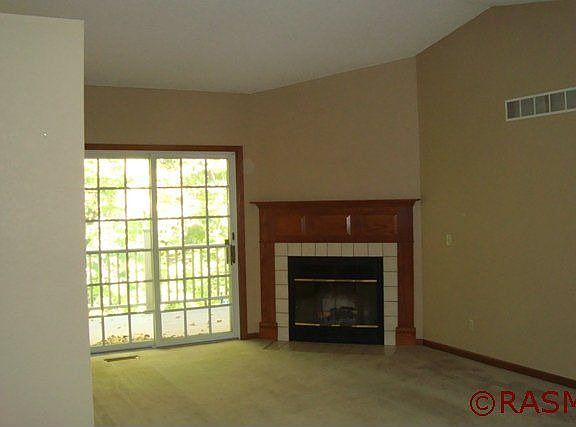 5th image of 110 Teton Ln APT 4