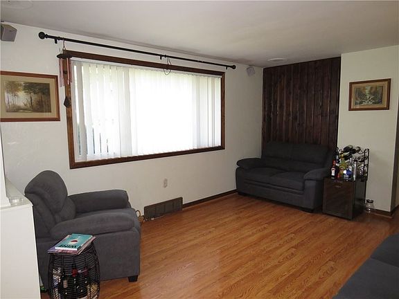 5th image of 41 Blair Rd