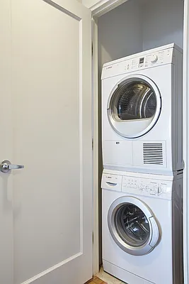 Sold by Compass | media 7