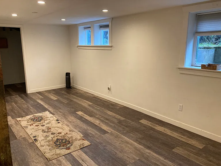 4911 SE 72nd Ave — Photo 8