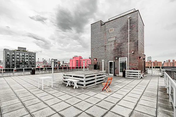 Rented by Metropolitan Property Group | media 43