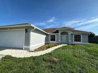 3304 30th St SW, Lehigh Acres, FL 33976