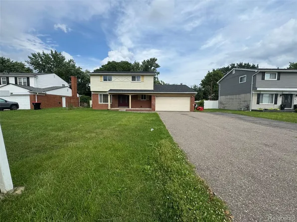 28240 Lahser Rd, Southfield, MI 48034