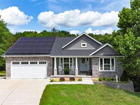 358 N Thomas St, De Soto, MO 63020