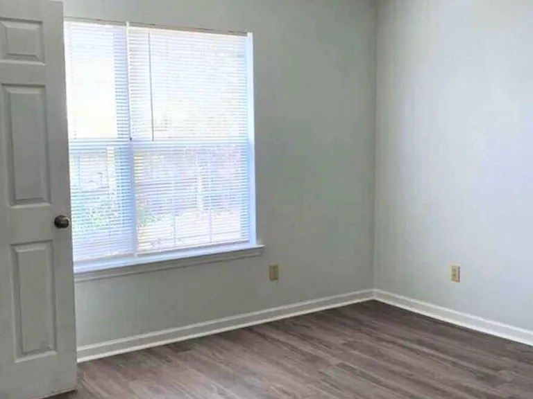 126 Ash Ct — Photo 6