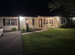 1316 Cherry Garden Rd, Essex, MD 21221