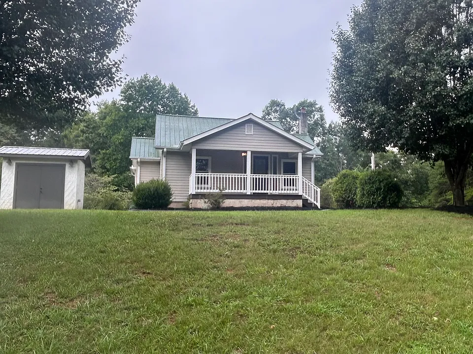 273 Howell Rd