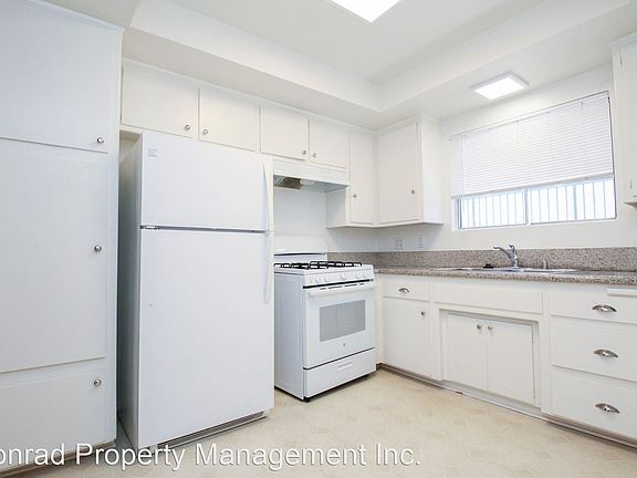 5th image of 4345 Ventura Canyon Ave APT 4