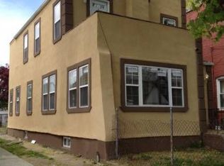 11550 204th St, Saint Albans, NY 11412