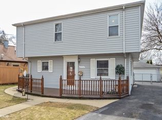 2750 Hawthorne St, Franklin Park, IL
