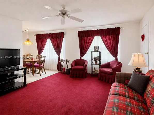 13500 SW 1st St APT 114U, Pembroke Pines, FL 33027