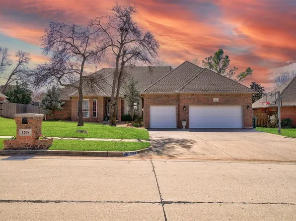 1208 Olde North Pl, Edmond, OK 73034